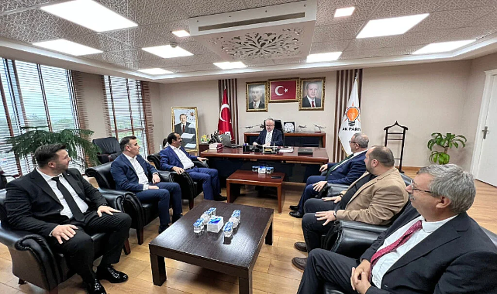 Samsun'da Yeni Sendika, Sorunları AK Parti'ye Aktardı 