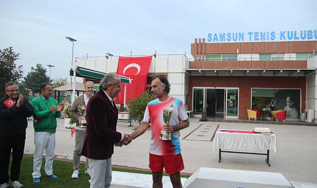 Samsun Tenis Kulübü'nde 100.Yıla Özel Kutlama
