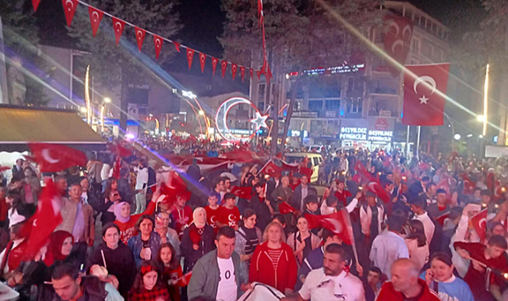 Samsun Terme'de fener alayı düzenlendi
