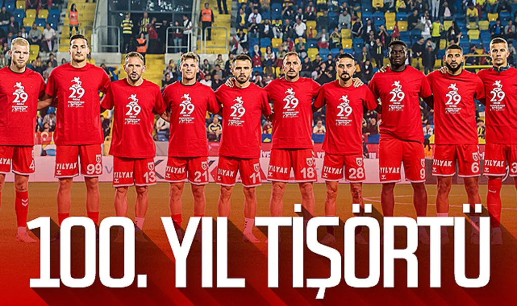 Samsunspor, Ankaragücü maçına 100. Yıl özel tişörtüyle çıktı