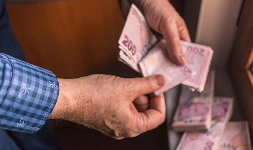 SSK ve Bağ-Kur emekli zammı ne olacak? Merkez Bankası’ndan yeni ipucu geldi: Yüzde 40’lık oranla kalem kalem tüm maaşlar hesaplandı