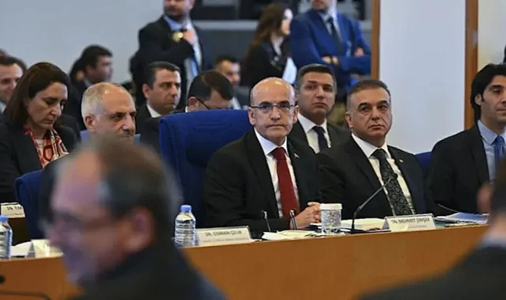 TBMM’de gri liste atışması