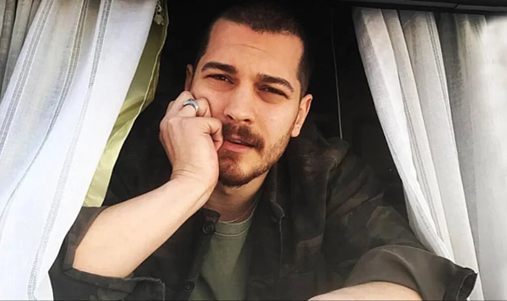 Türkiye'nin en pahalı oyuncusu olan Çağatay Ulusoy, bölüm başına 2 milyon TL kazanacak
