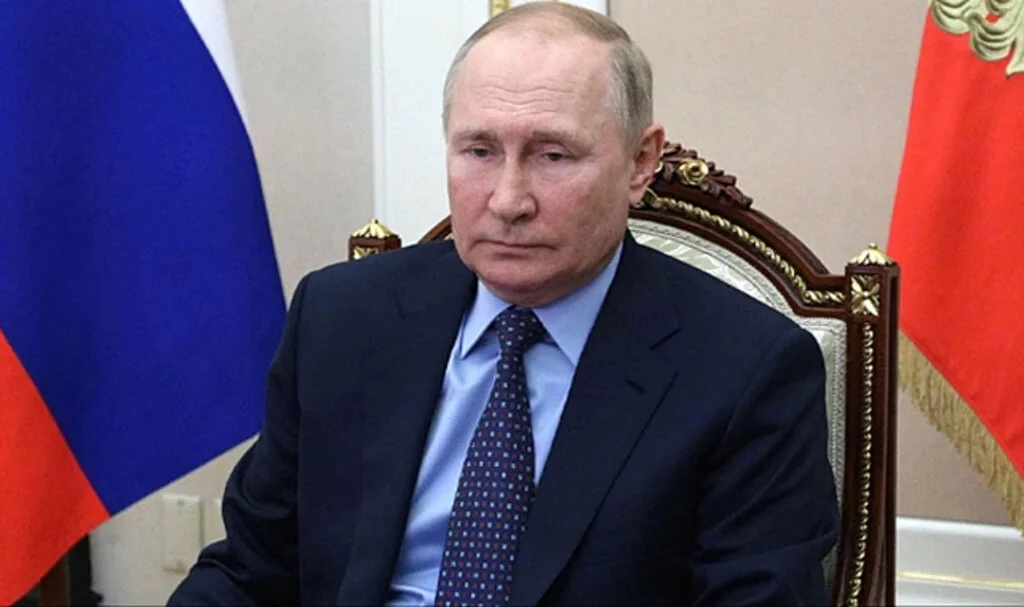 Vladimir Putin ölümden mi döndü? Gizli servis yetkililerinin son anda hayata döndürdüğü iddia edildi