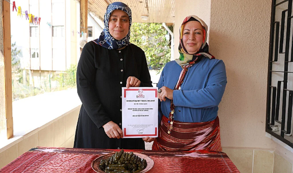 ‘Zeytinyağlı karalahana sarması’ tescillendi 