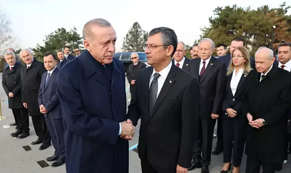 Anıtkabir'de gündeme damgasını vuracak kare: Erdoğan, Özel ve Bahçeli! CHP'deki 'değişim' sonrası bir ilk