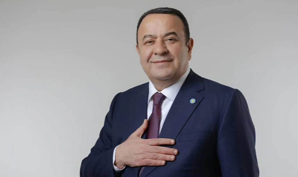 Ankara Milletvekili Adnan Beker, İYİ Parti'den istifa etti