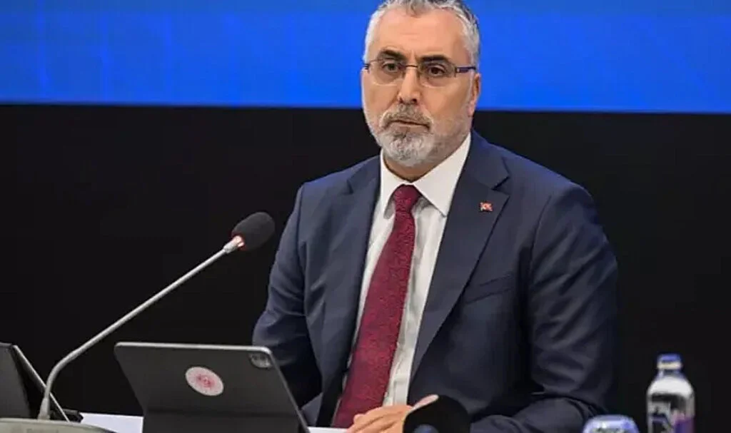 Bakan Işıkhan’dan ‘tek zam’ mesajı: Emekli maaşı ve asgari ücret zammına ‘hedef enflasyon’ ayarı geliyor! Dünya Bankası planı değiştirdi