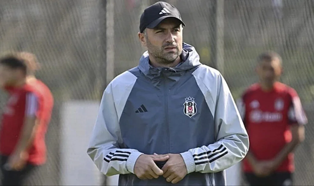 Beşiktaş'ta Burak Yılmaz'ın kulüp üyeliğinin iptali için harekete geçildi