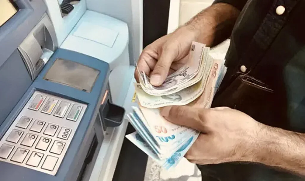 Çalışmayan emeklilere 5 bin liralık ikramiyede yeni adım! Önerge AK Parti grubuna gönderildi