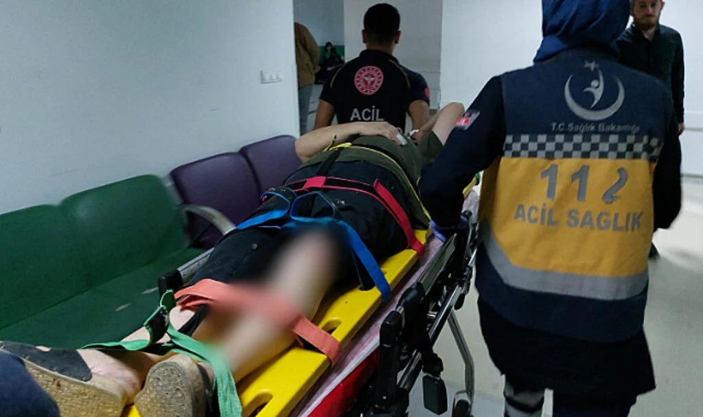 Çatıdan düşen kadını incir ağacı kurtardı