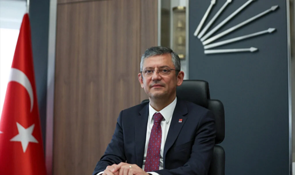 CHP lideri Özel: Anket sonuçlarına göre 3 büyükşehirde geriye gidiş var
