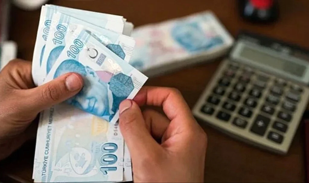 Emeklinin 5 bin liralık ikramiyesinin ne zaman hesaplara yatırılacağı belli oldu