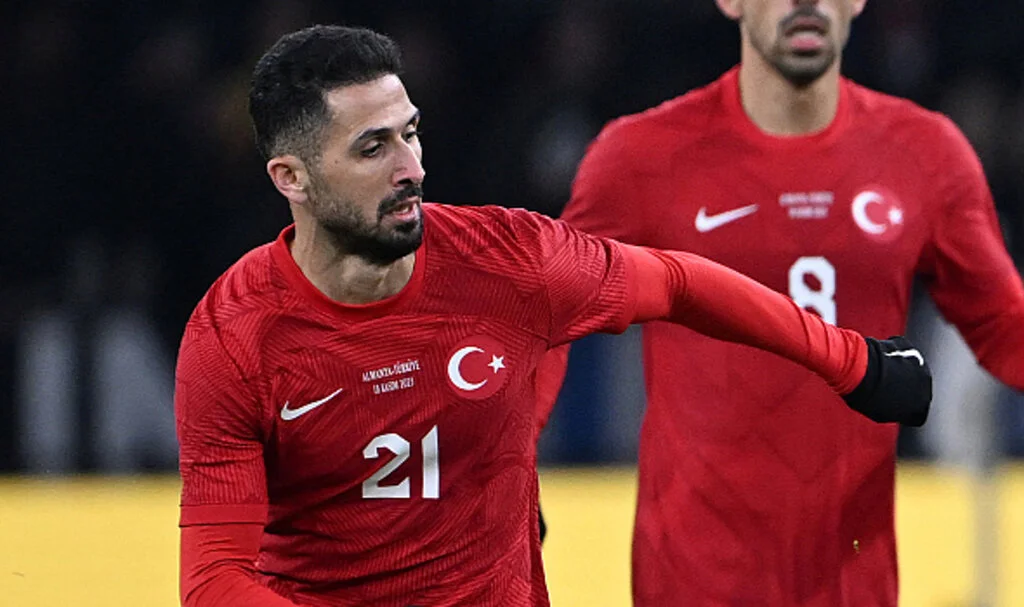 Emre Akbaba aday kadrodan çıkarıldı