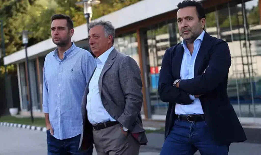 Emre Kocadağ, Beşiktaş başkanlığına aday olmayacağını açıkladı