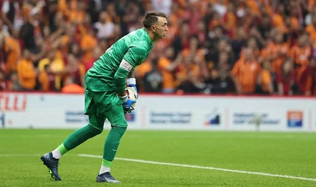 Galatasaray’da Fernando Muslera şoku