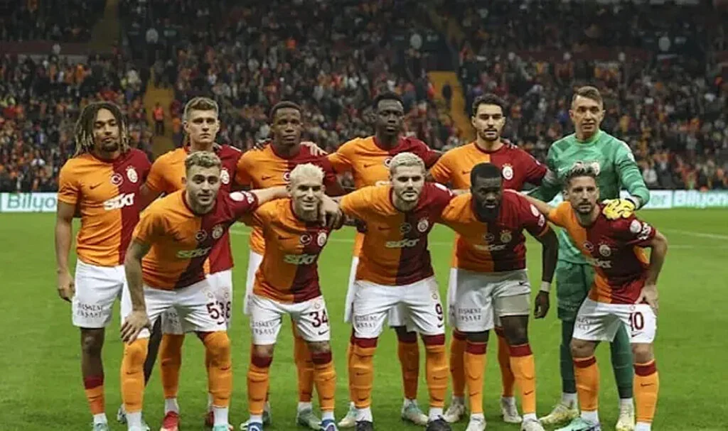 Galatasaray'da ManU maçı öncesi sakatlık