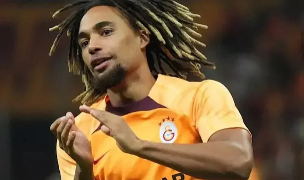 Galatasaray'ın yıldızı Sacha Boey, teklif aldığı dünya devini resmen açıkladı!