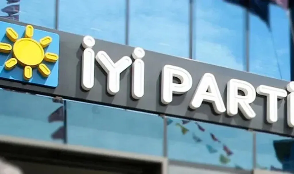 İYİ Parti’de ‘Ümit Dikbayır’ krizi büyüyor: İl yönetimi istifa etti