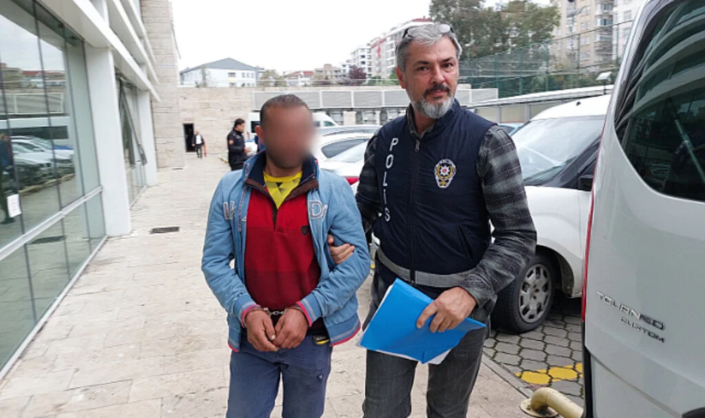 "Lazım olur" diye inşaattan malzeme çaldı