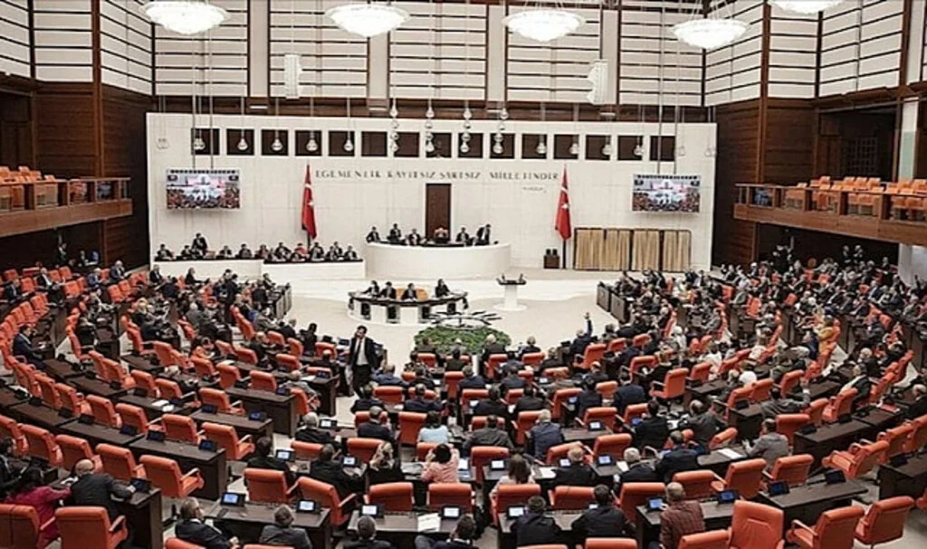 Meclis karıştı: Atatürk ve İnönü için ‘faşist’ iması