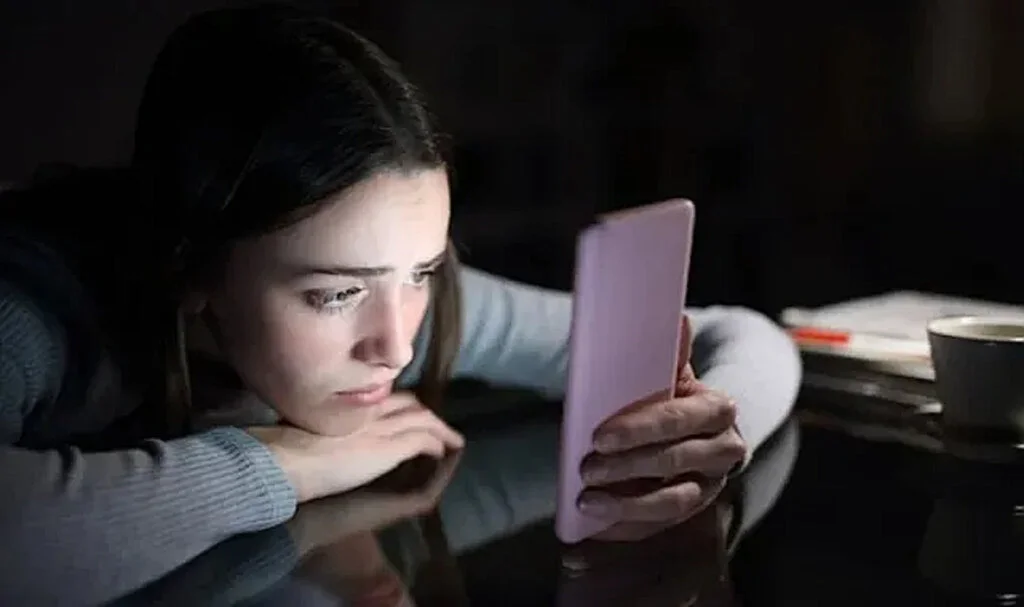 Meta, Instagram’daki yaşı küçük kullanıcılardan kâr elde ediyor