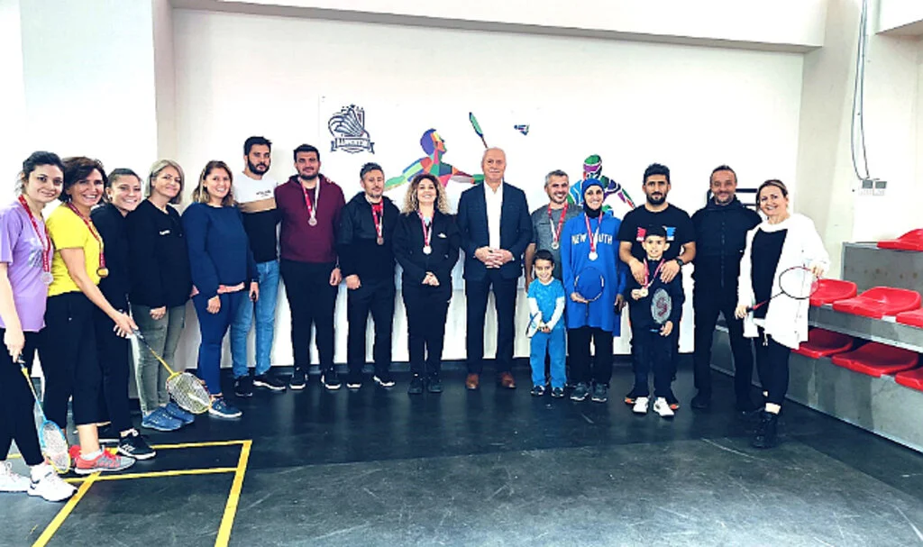 Öğretmenler Arası Badminton Turnuvası'nda şampiyon öğretmenler belli oldu