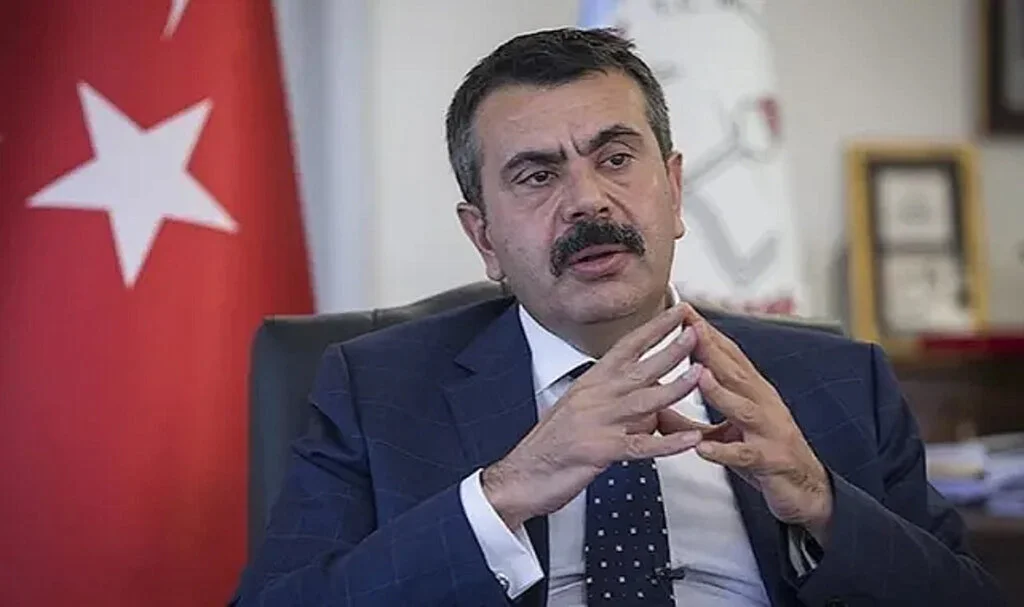 ‘Öğretmenlere ikramiye verilsin’ çağrısına bakandan cevap