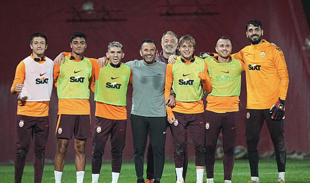 Okan Buruk 11'ini belirliyor