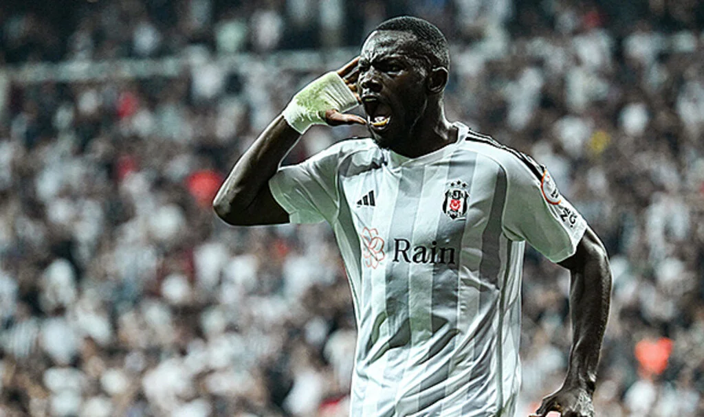 Omar Colley formasına kavuşuyor