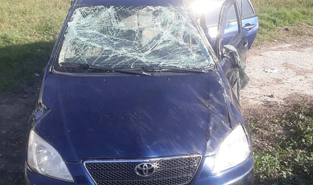 Otomobil kavşakta takla attı: 1 yaralı
