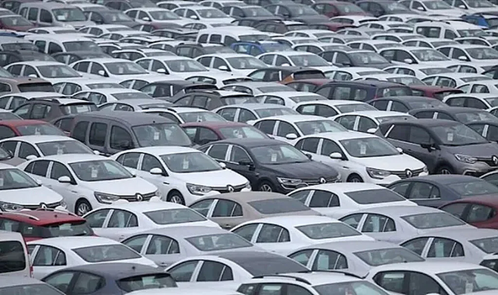 Otomotiv satışlarında rekor serisi sürüyor