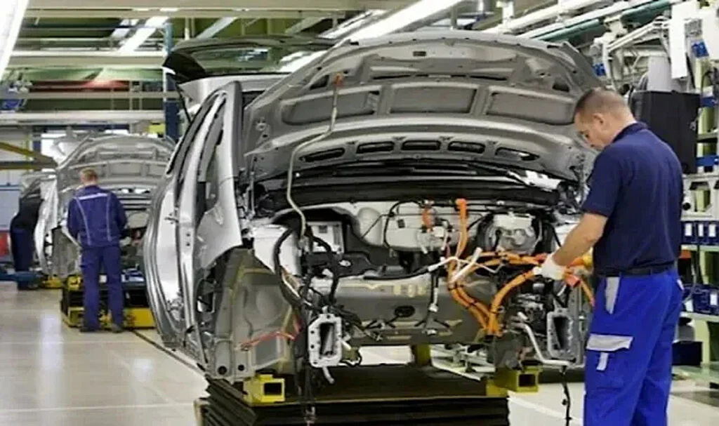 Otomotiv üretimi ilk 10 ayda yüzde 12 arttı