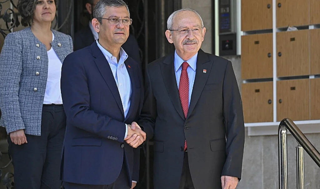 Özel, Kılıçdaroğlu’nun evine gitti