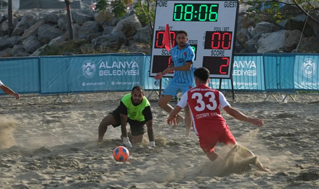 Plaj futbolunda 19 Mayıs farkı 
