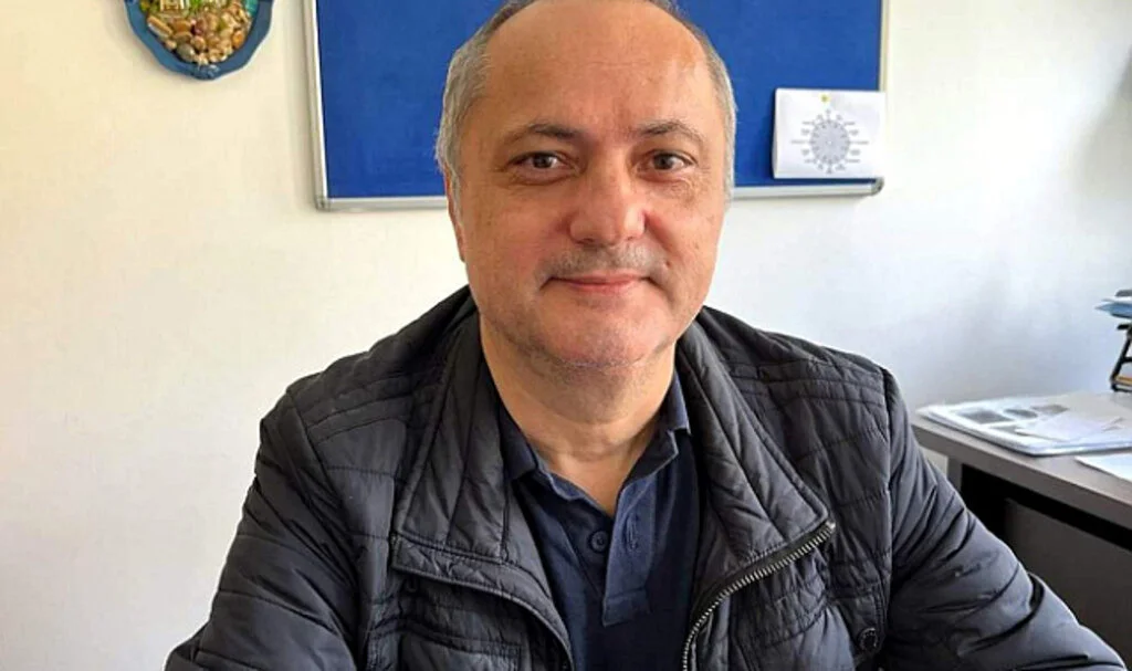 Prof. Dr. Levent Bat: Karadeniz deniz anası istilası altında 