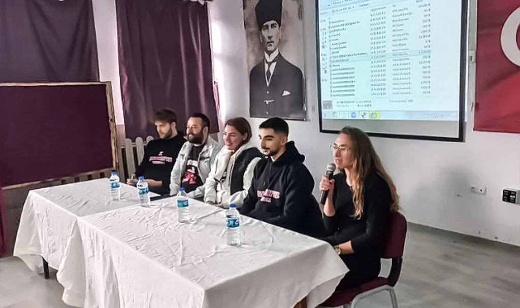 Reeder Samsunspor öğrencilerle buluştu