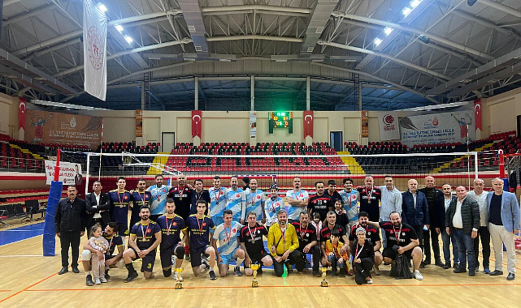Samsun Bafra'da Cumhuriyet Kupası Voleybol Turnuvası tamamlandı