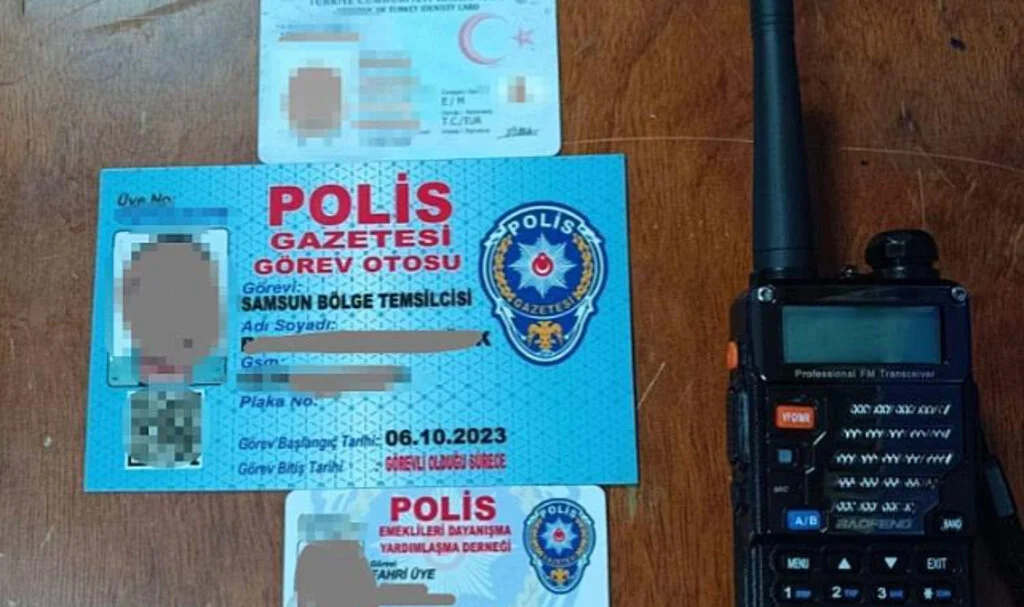 Samsun'da polis amblemli sahte basın kartı ile yakalanan şahıs gözaltında
