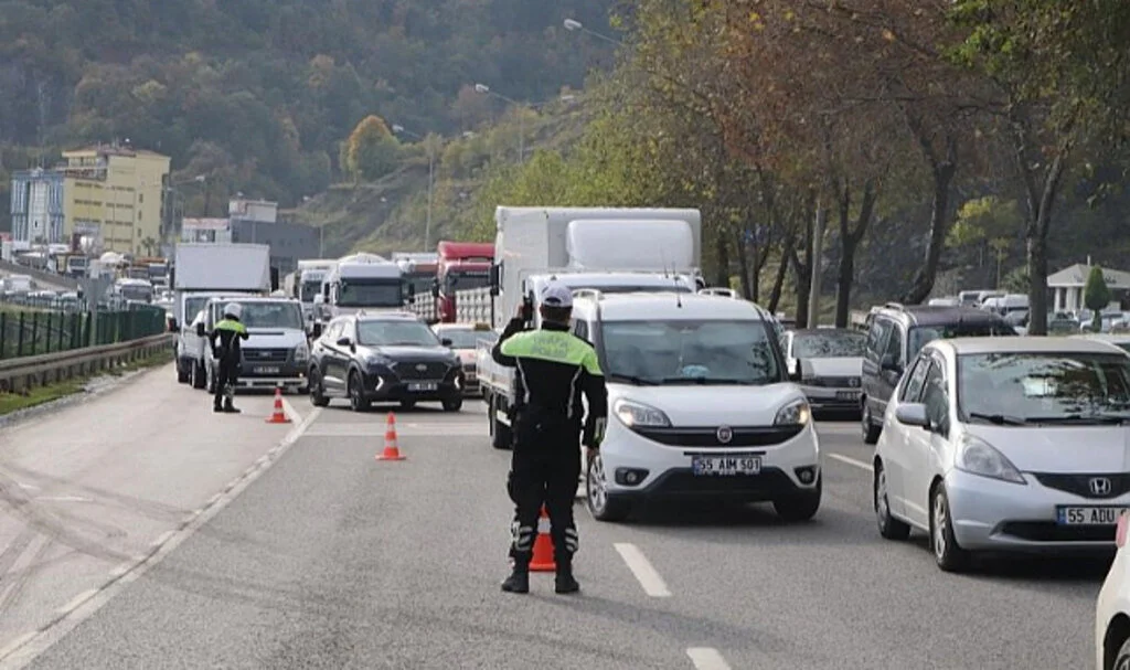 Samsun'da trafiğe kayıtlı taşıt sayısı 447 bini geçti