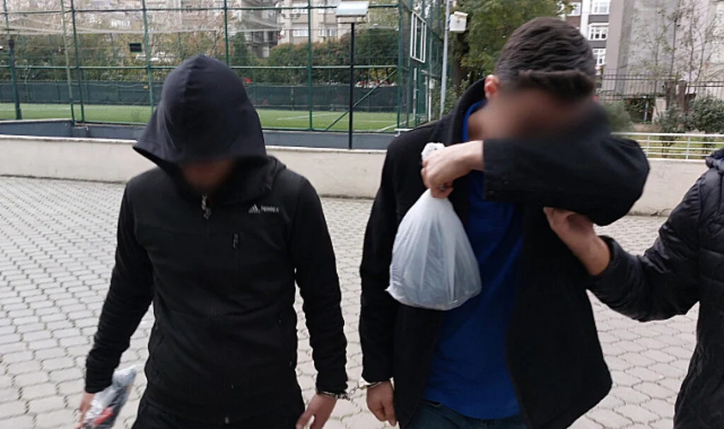 Samsun'da uyuşturucu ticaretinden 2 kişi gözaltına alındı