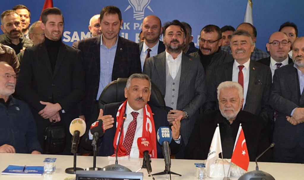 Samsun eski Valisi Osman Kaymak, AK Parti'den Samsun Büyükşehir Belediyesi Başkan Aday Adaylığını açıkladı