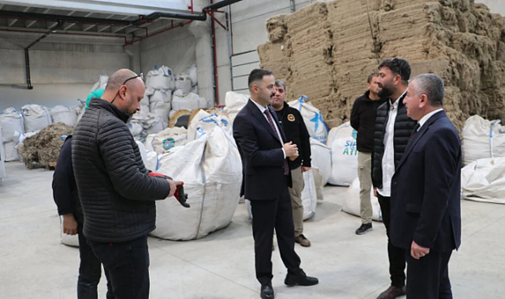 Samsun Havza OSB'de kurulum çalışmalarında son aşamaya gelinen kenevir fabrikasında inceleme