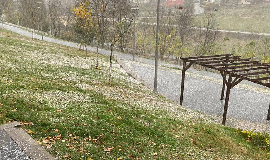 Samsun Kavak'ta fırtına ve dolu yağışı