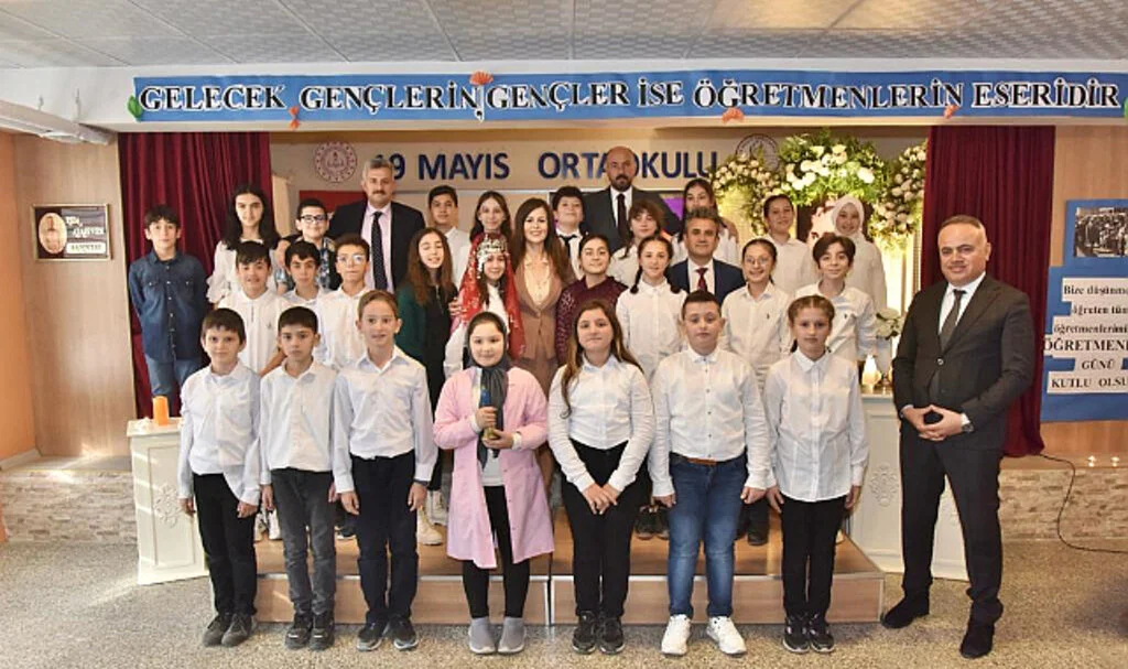 Samsun Tekkeköy’de şehit öğretmenler anıldı