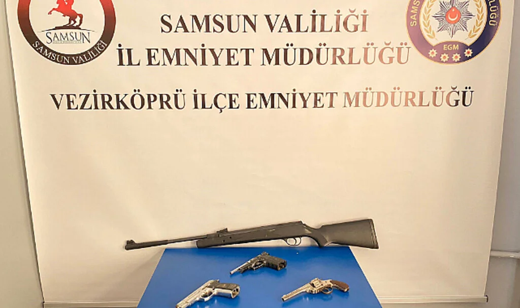 Samsun Vezirköprü'de silah operasyonu