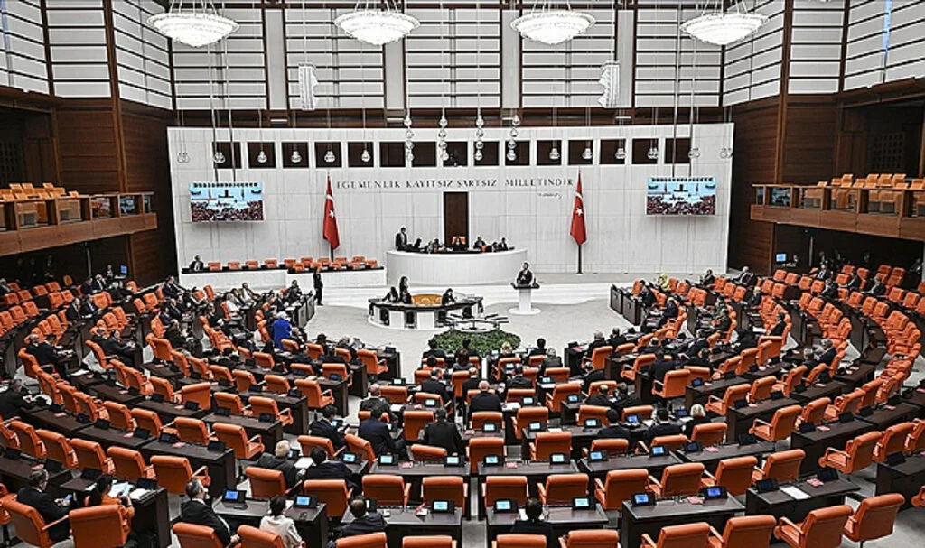TBMM'de, Aile ve Gençlik Fonu Kurulması Hakkında Kanun Teklifi'nin görüşmelerine başlanacak