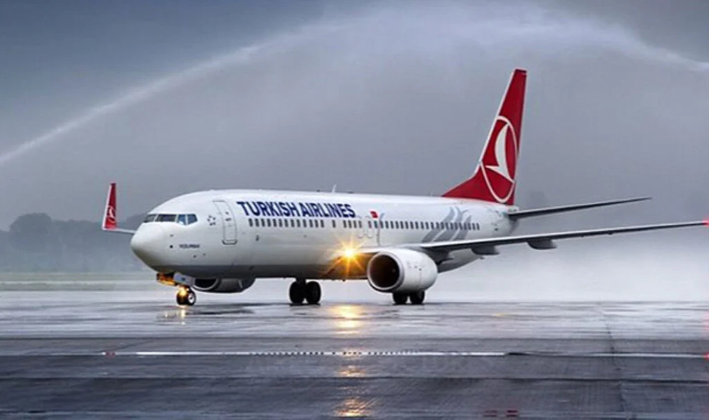 THY ve Pegasus'un İstanbul'dan yapılacak 187 seferi hava koşulları nedeniyle iptal edildi
