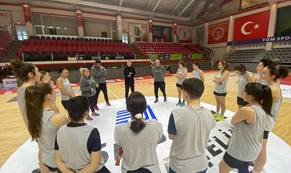 Zorlu'nun rakibi Mersin Üniversitesi