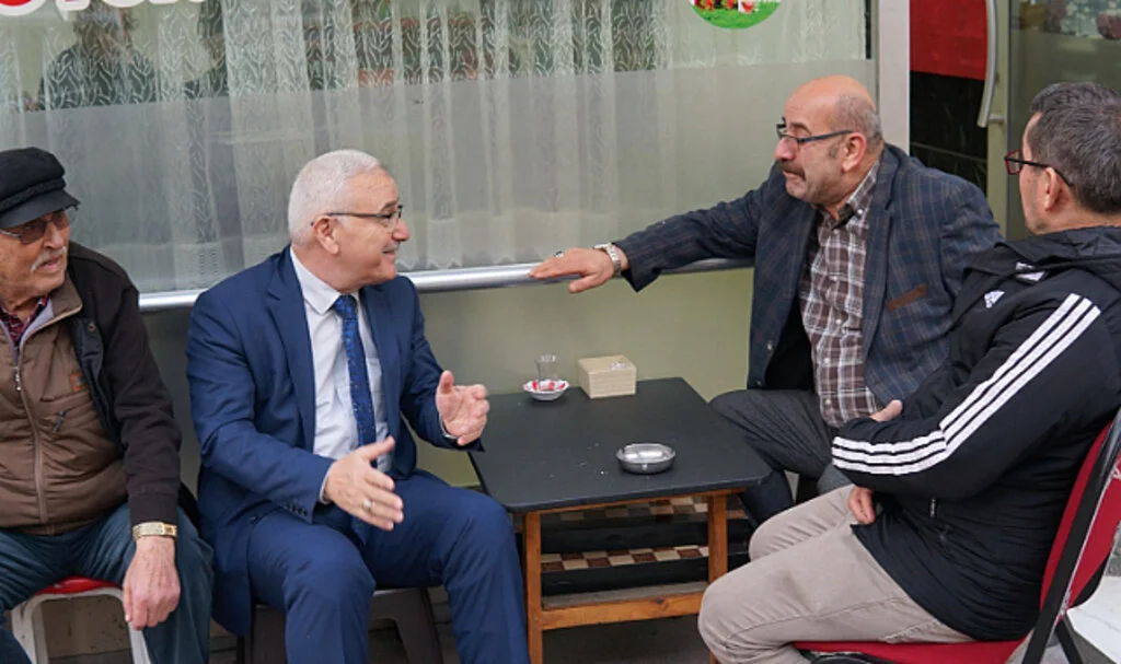 AK Parti İlkadım Aday Adayı Süleyman Kaldırım vatandaşları ve esnafı dinledi 